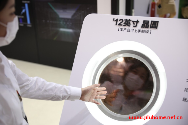 中国拟与英特尔等半导体巨擘共推芯片制造平台