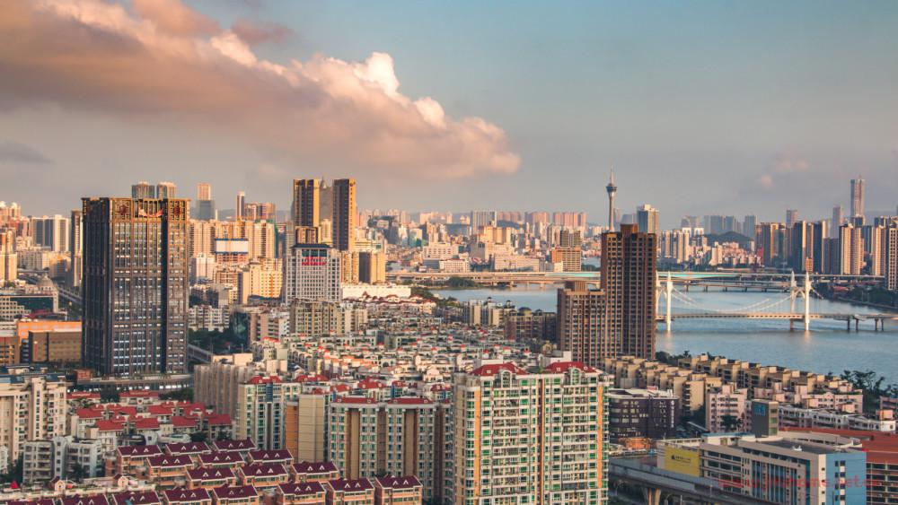 郑州土拍收金107亿元，"最高学历烂尾盘"也出手了